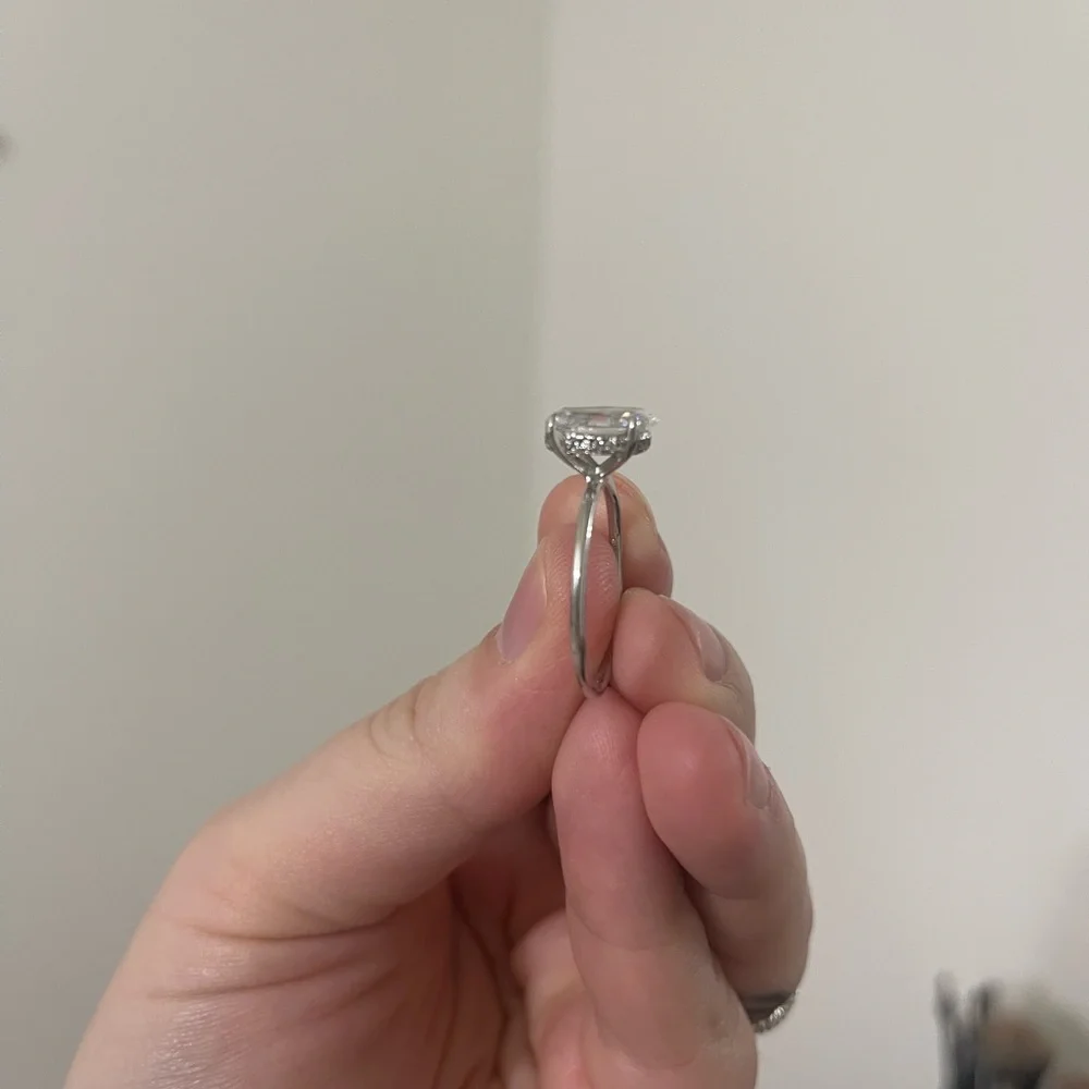 Everly Rings Milly - Picture 4 of 9